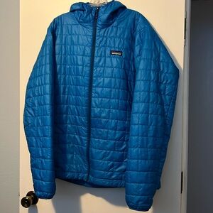 listing-status-banner